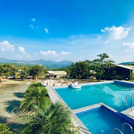 The Canvas Resort In Lonavla Exterior foto